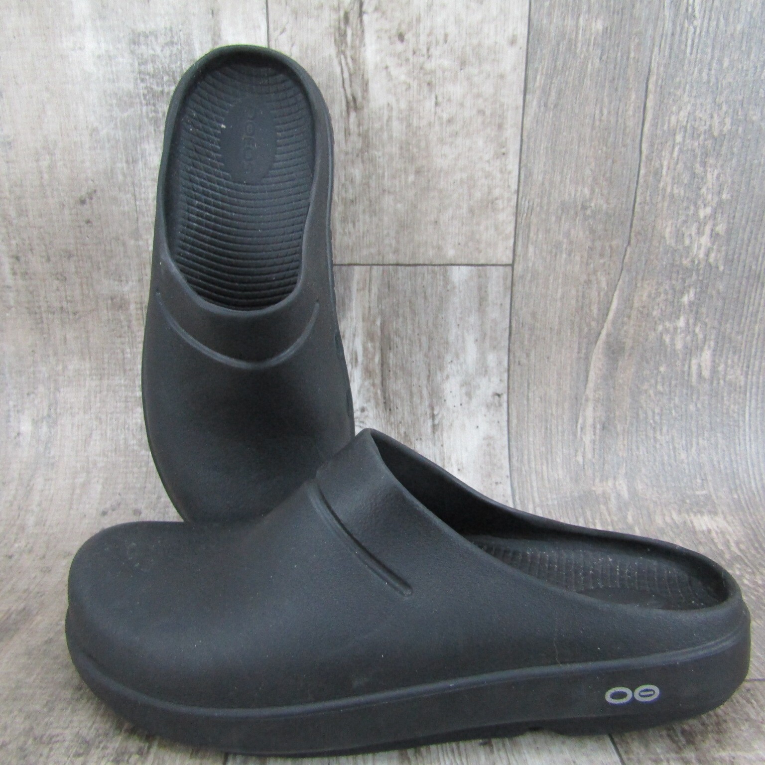 ワッフ　OOFOS Clog ブラック EU 40 Women's OOcloog Luxe Clog - Black Sparkle – OOFOS