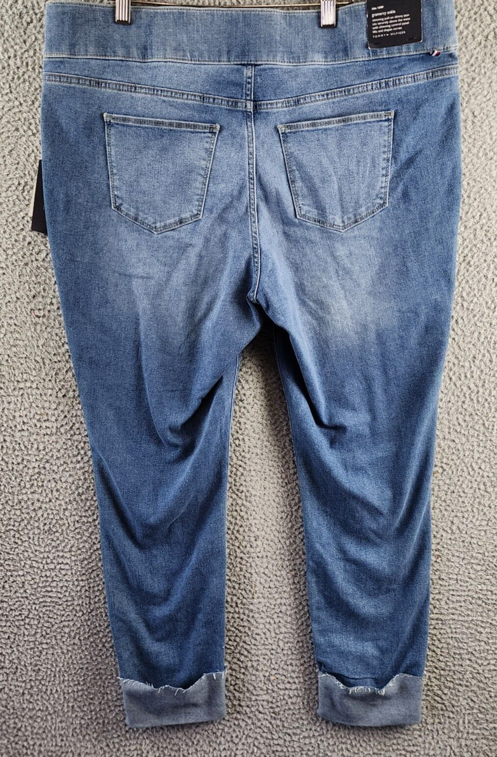 Tommy Hilfiger Plus Size TH Flex Gramercy Pull-On Skinny Jeans Women's 16W Multi - Picture 16 of 18
