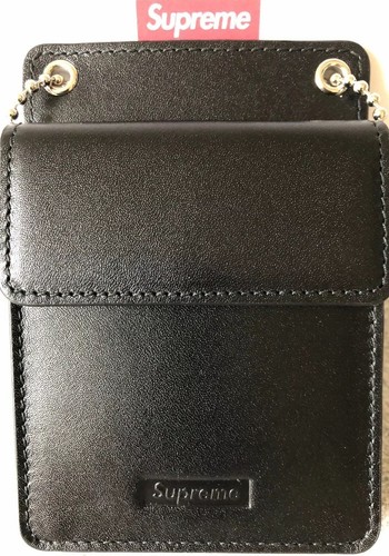 Supreme Black Leather ID Holder + Wallet FW18!!!!!!BNIB Supreme Black Leather ID Holder + Wallet FW18!!!!!!BNIB