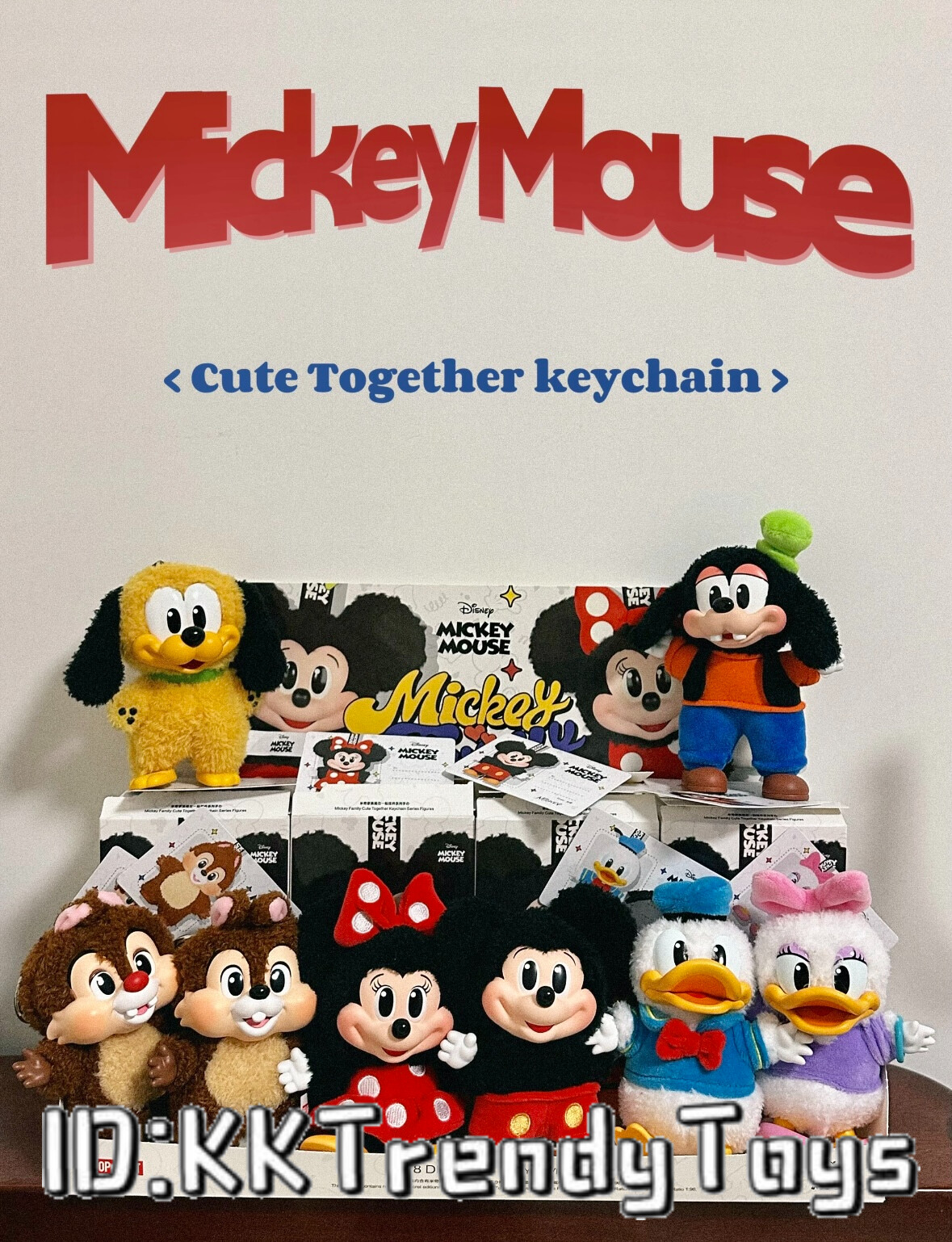 POPMART Mickey Family Cute Together Keychain Series Blind POPMART Mickey Family Cute Together Keychain Series Blind
