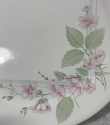 Corelle Veranda 20 Piece Set NOS Pink & Green Floral Open Box *READ*