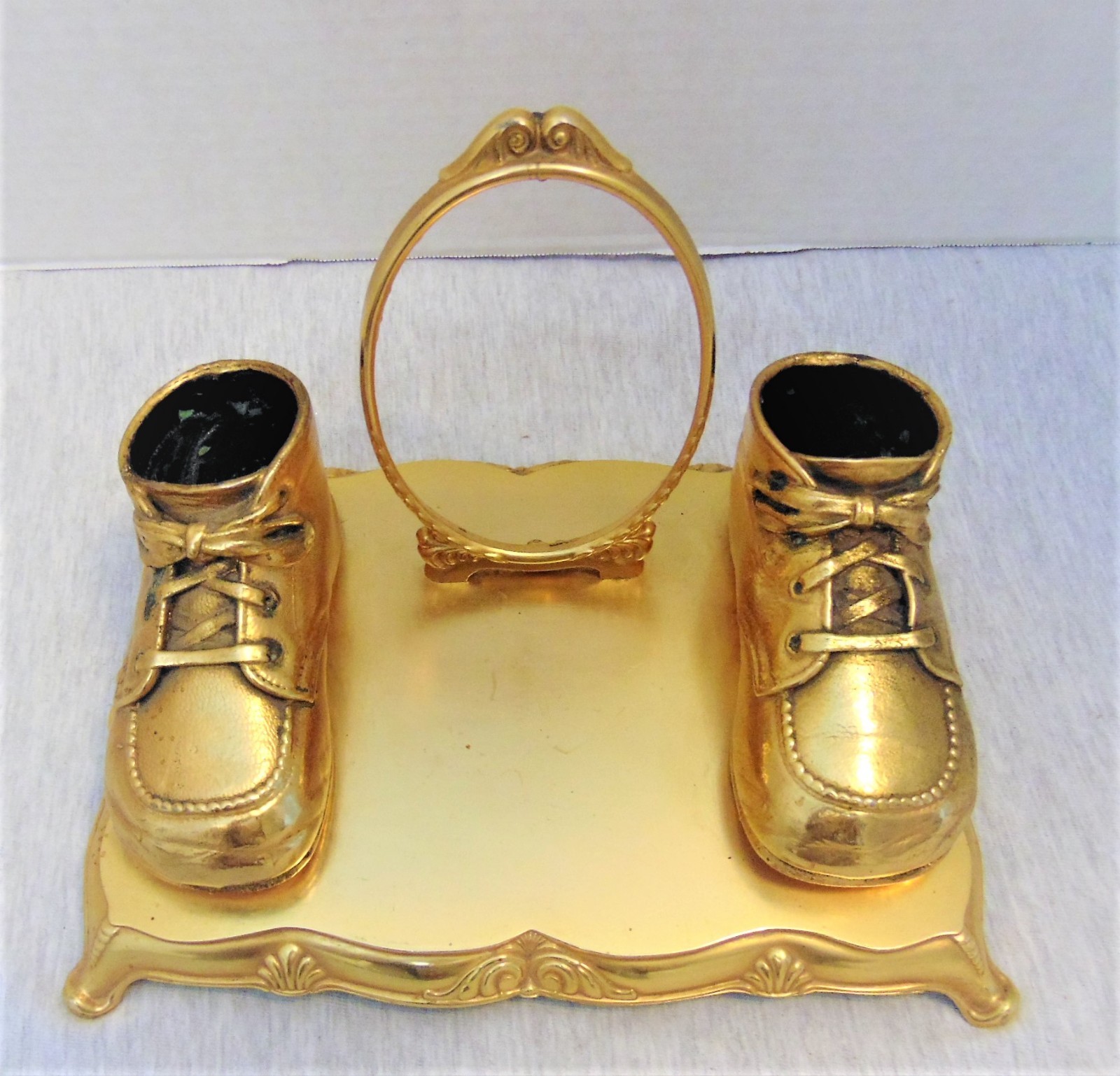 Vtg Yellow Metal Brass? Copper? Bronze? Oval Picture Frame Baby Shoes on Stand