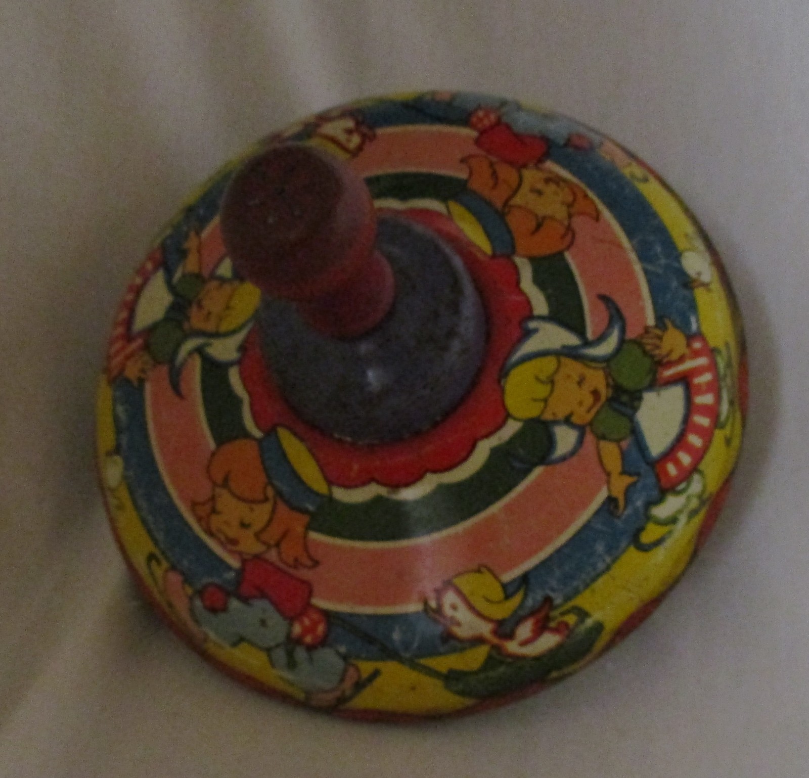 1940's Ohio Art spinning top - Dutch Girl with Animals/Pets