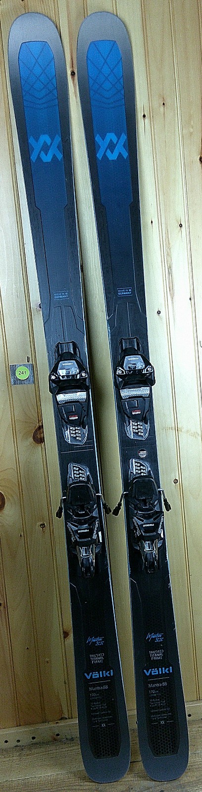 Volkl MANTRA ✕ MARKER COMP14.0 2025 Volkl M7 Mantra Skis with Tyrolia Attack 14 GW Bindings