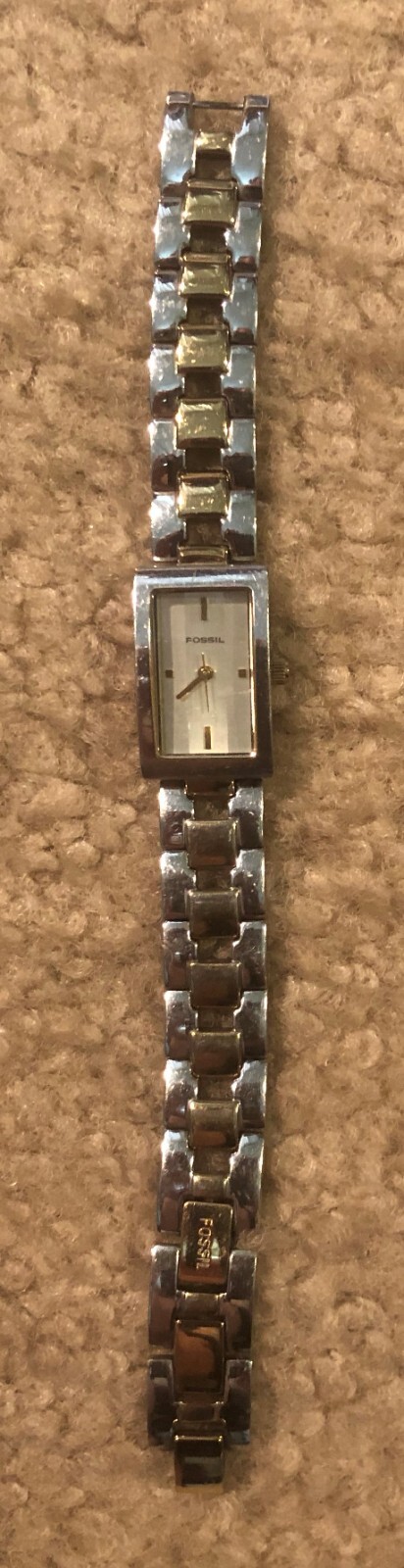 Fossil F2 Silver Gold Tone ES-1109 Ladies Watch WR 100 Ft
