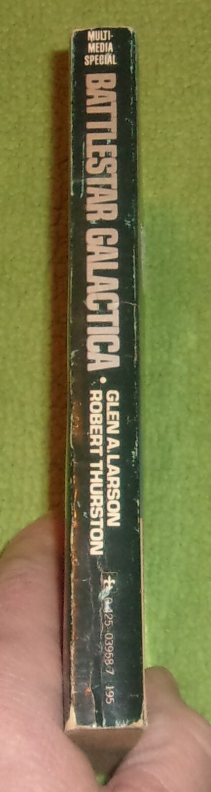 Battlestar Galactica softcover book 1978 Glen Larson Sci Fi Collectible