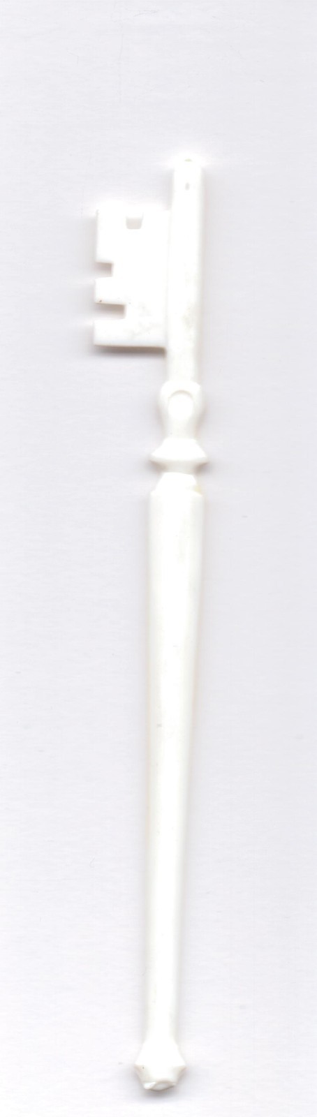 KEY-WHITE SWIZZLE STICK-FOUR 1/2 INCHES WIDTH