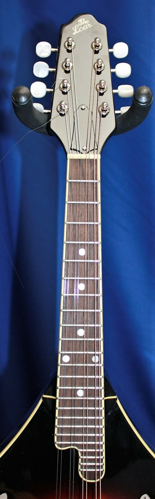 The Loar A-Style Hand Carved Vintage Sunburst Mandolin LM-220-VS w/ Case