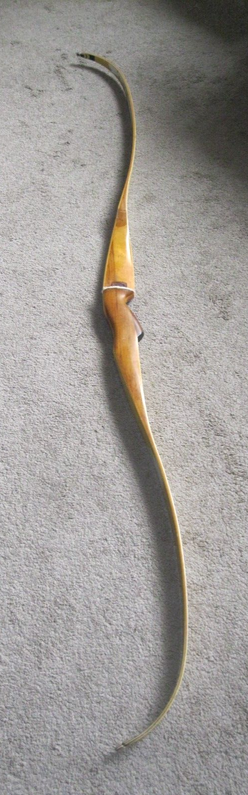 Vintage Pro Hoyt  Recurve Bow - 66" - 27# -  PC10662