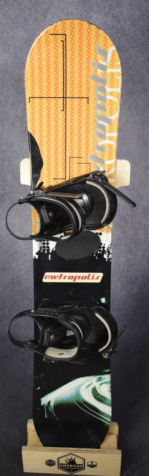 METROPOLIS SNOWBOARD SIZE 126 CM WITH ATLANTIS SMALL METROPOLIS SNOWBOARD SIZE 126 CM WITH ATLANTIS SMALL