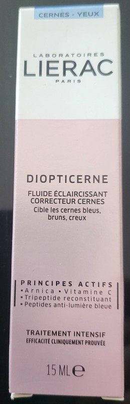 Lierac Diopticerne Fluide ÃClaircissant Correcteur Cernes