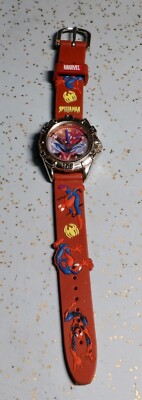 2004 MARVEL CHILDS SPIDER-MAN THEMED WRISTWATCH DIAL GUC RUBBER BAND