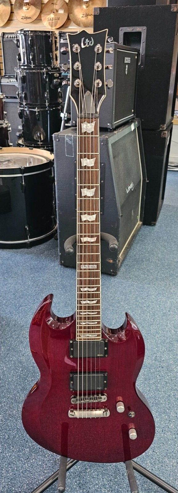 ESP LTD Viper 400 Red Electric Guitar Right Handed 6 String ESP LTD Viper 400 Red Electric Guitar Right Handed 6 String