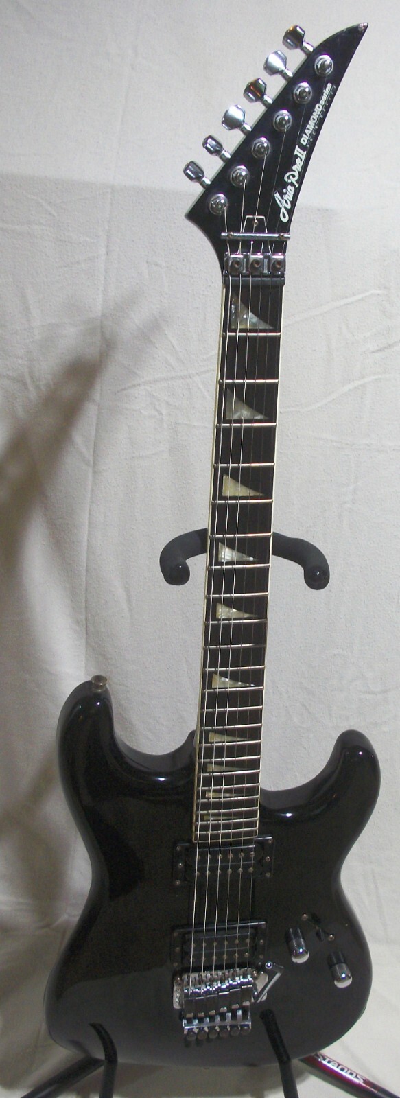 Aria Pro Ⅱ DIAMOND series エレキギター　黒 AriaProⅡ DIAMOND series アリアプロ2 エレキギター SSH ソフトケース