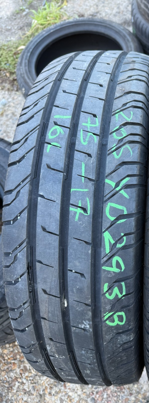 New 205 75 16C Continental, CVC 200, 113/111R, x1 Tyre (F1_tyres) YD293
