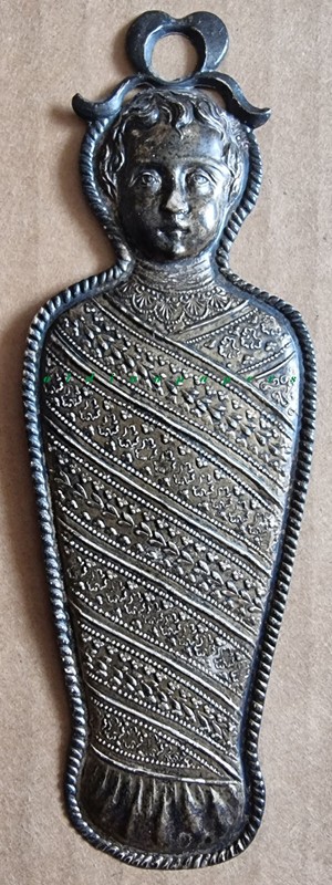 Antikes Fatschenkindl Votivgabe Silberblech Hersteller G.Pm  19. Jhd.?