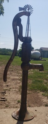 ''Hayes Pump & Planter Company''. Cast Iron Hand Water Well Pump. Galva, Illinois