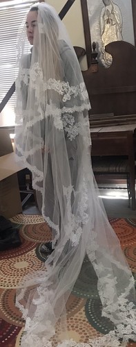 Cathedral length veil by Les Accessoires Barcelona