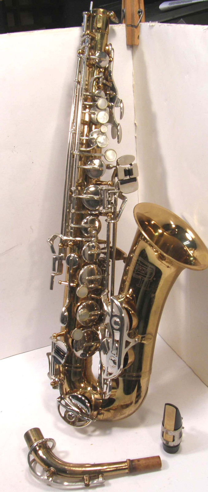 VINTAGE SELMER BUNDY II ALTO SAX SAXOPHONE W/HARD CASE -SOUNDS GREAT