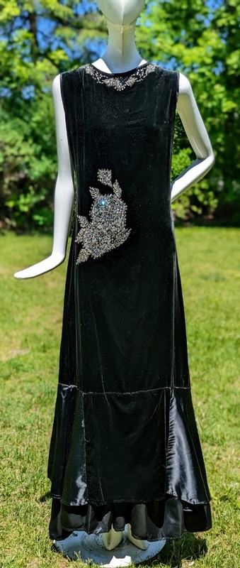 ELEGANT ANTIQUE LATE 1920'S BLACK VELVET LONG DRESS W RHINESTONES | eBay