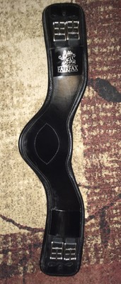 EquiRoyal Synthetic Dressage Girth 28/" Black 21-574-2-28