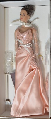 Tonner/Ellowyne Wilde- Portrait Glamour!