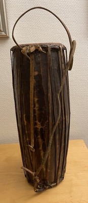 Madal - nepalesische Trommel