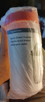 Tupperware Quick Shake Container 20 oz NEW 2.5 cup red lid