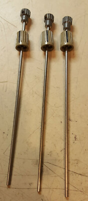 One Tektronix SC503 Selector knob set with metal shaft