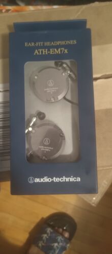 Audio-Technica ATH-EM7 X Model Persona 3 Earphone Rare EM7X Audio-Technica ATH-EM7 X Model Persona 3 Earphone Rare EM7X