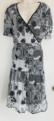 NONI B Womens White Cherry Ripe Style Short Sleeve Floral Wrap Size 18 Dress NWT