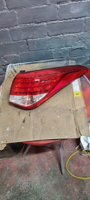 HYUNDAI I40 VF MK1 задний Tail свет правая сторона 92402-3Z3