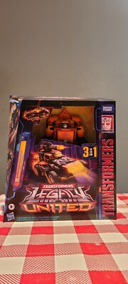 Transformers Generations: Legacy United Leader G1 Triple Changer Sandstorm