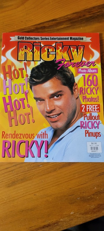 Ricky Martin Gold Collectors Series Entertainment magazine