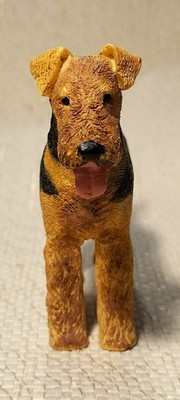 Airedale Terrier Figur, 10cm Lang 9 cmhoch