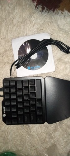 Sades Gaming One-Handed Mechanical Keyboard Backlit NEW missing original box