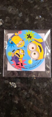 USJ Universal Studios Japan Limited Minion Button Badges