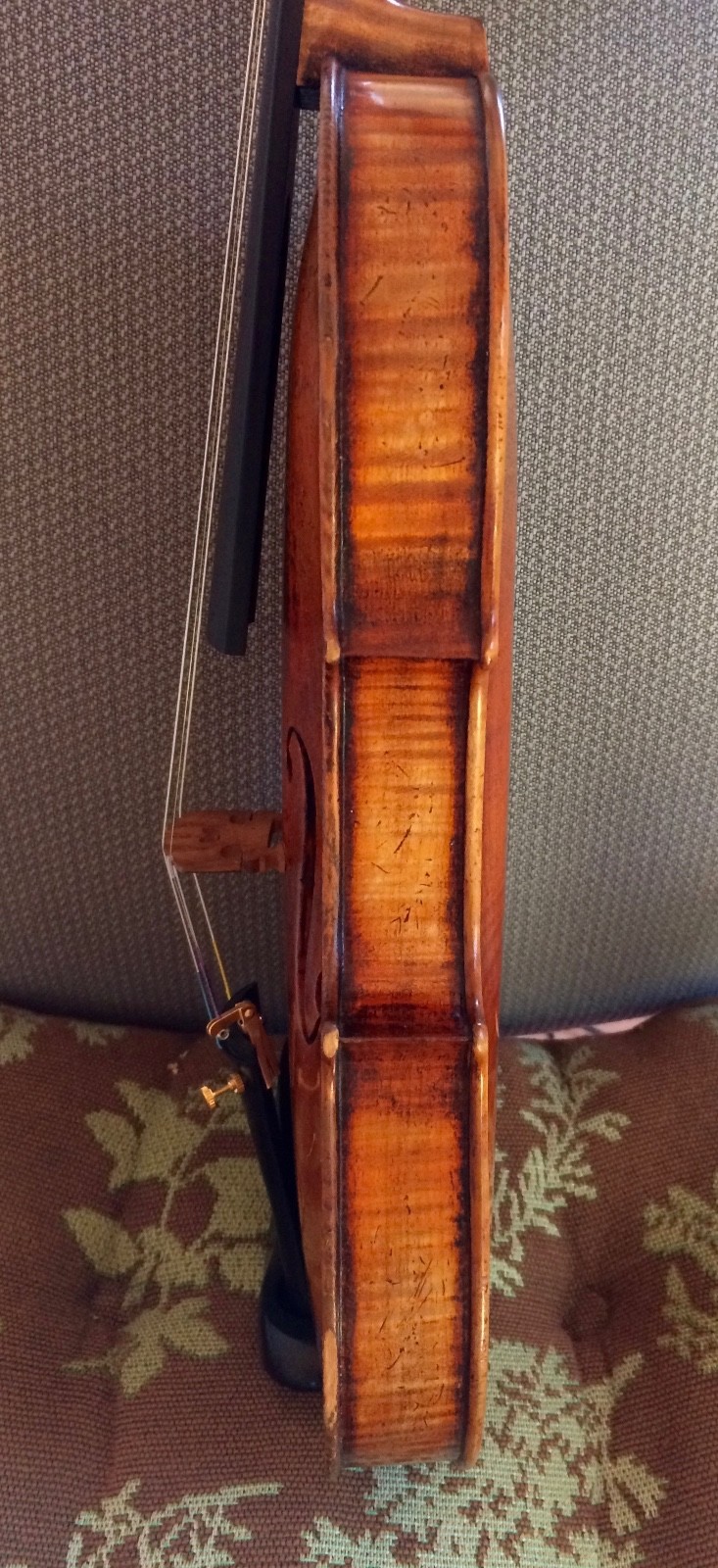 Beautiful Old antique 4/4 Italian Guarnerius model violin ,circa 1800's