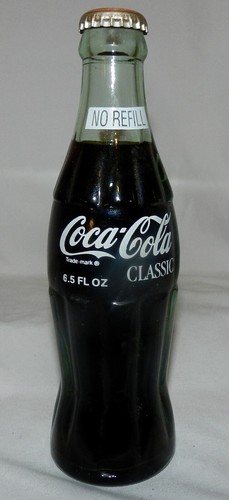 Coca Cola Atlanta 1996 Olympics Commemorative Bottle Atlanta Salutes 6.5 Oz