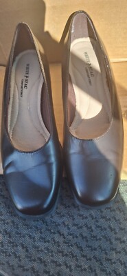 Vintage White Stag Women s Shoes Black size 7 