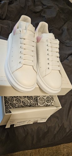 Pre-owned Alexander Mcqueen Size 40 -  ‘white & Pink Oversized Sneaker'