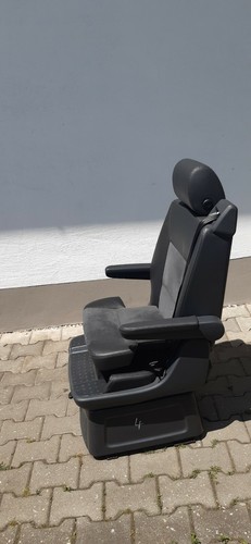 VW T5 Multivan Facelift Drehsitz Pilotensitz Anthrazit Alcantara Kindersitz