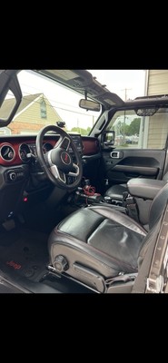 image 11 of interior