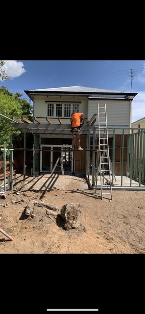 Qualified carpenter, looking for small-medium sized jobs 