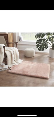 New UGG Elsie Accent Decorative Rug-Quartz-Authentic (sealed in plastic)