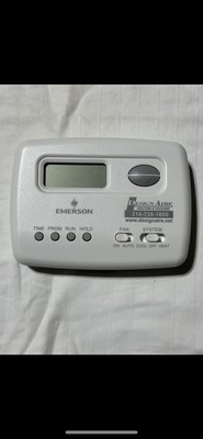 EMERSON/WHITE RODGERS 70 SERIES, 1F78-151 SINGLE STAGE Prog. Thermostat (READ)