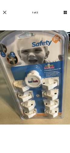 Safety 1st Magnetic Tot Lok Complete 9-Piece Set Set 8 Locks 1 Key