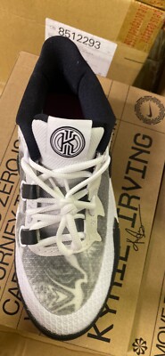 Nike Kyrie 8 Go Youth Sneaker