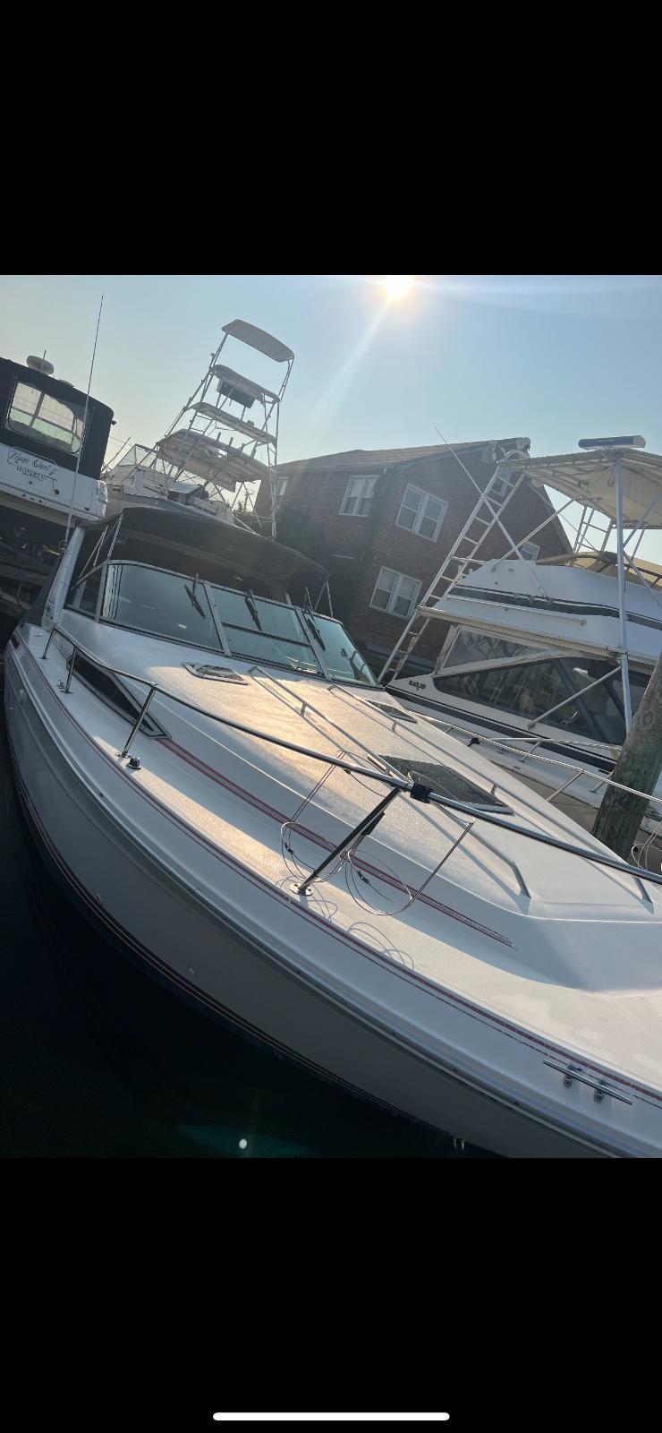 1990 280 Sundancer 30' Boat Located In Freeport, Ny No Trailer Used