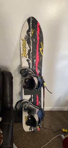Vintage 1989 Burton Cruise 165cm Snowboard with bindings